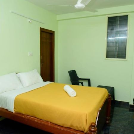 Lotus Inn Bangalore Eksteriør bilde
