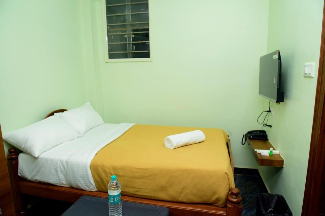 Lotus Inn Bangalore Eksteriør bilde